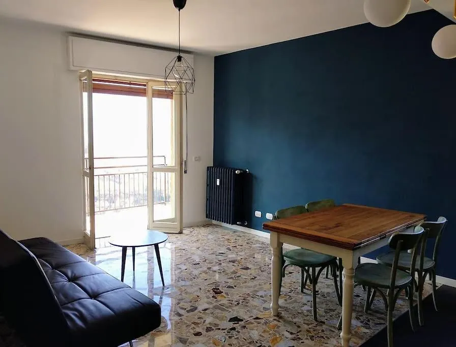 Casa Blu: Refurbished, Amazing View - Lake Como Perledo Apartment