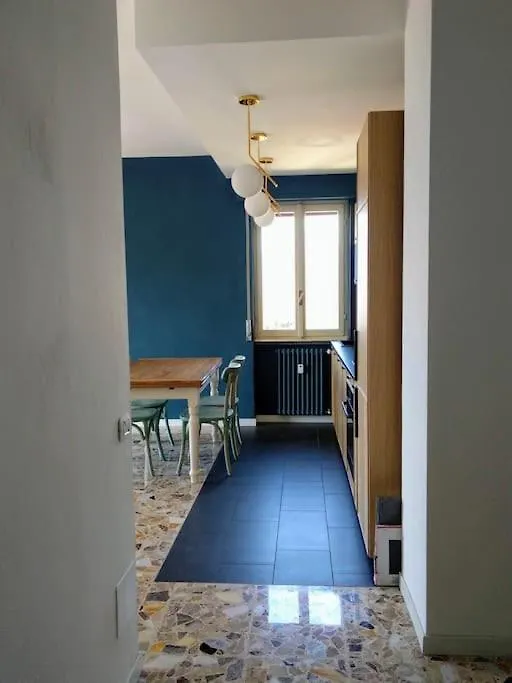 Apartment Casa Blu: Refurbished, Amazing View - Lake Como Perledo Italy